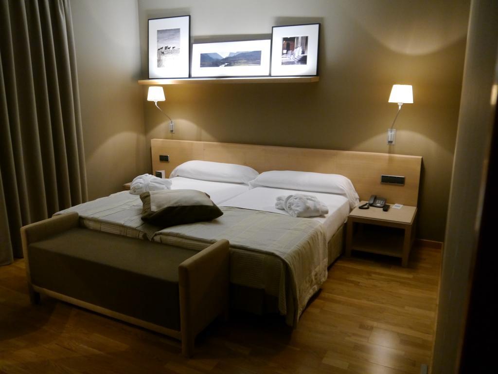 Parador De La Seu D'Urgell Szoba fotó